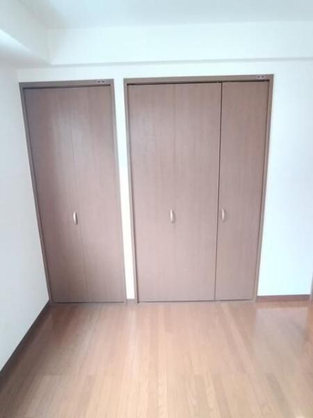 川崎市幸区小向西町３丁目のマンション