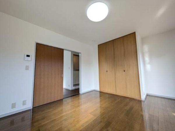 世田谷区下馬５丁目のマンション