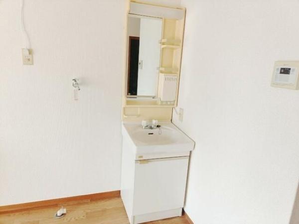 川崎市中原区上平間のアパート