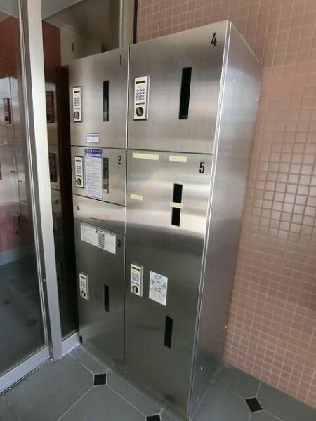 川崎市高津区新作４丁目のマンション