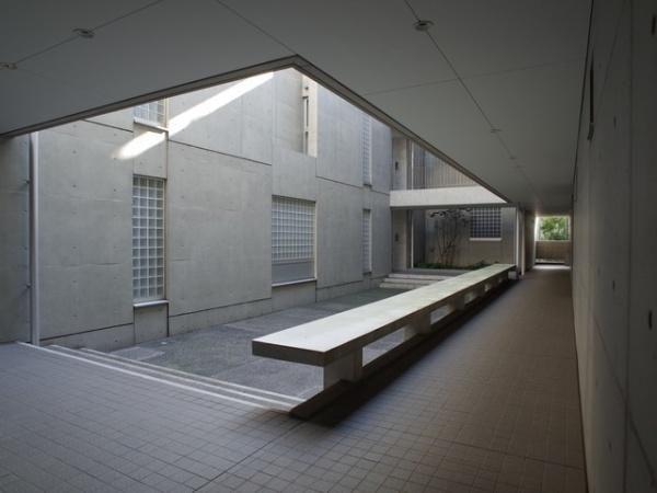 川崎市高津区末長１丁目のマンション