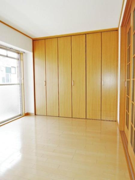横浜市港北区綱島西２丁目のマンション