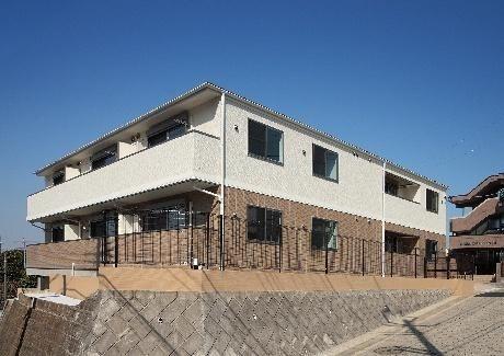 横浜市神奈川区片倉５丁目のアパート