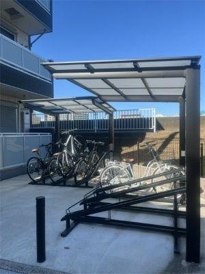 横浜市鶴見区向井町１丁目のマンション