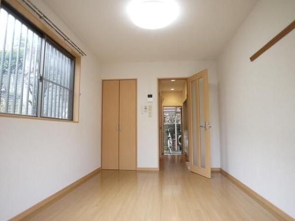 横浜市港北区箕輪町１丁目のアパート