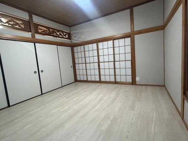 横浜市神奈川区神之木町の貸家