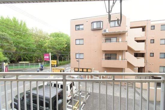 川崎市中原区宮内４丁目のマンション