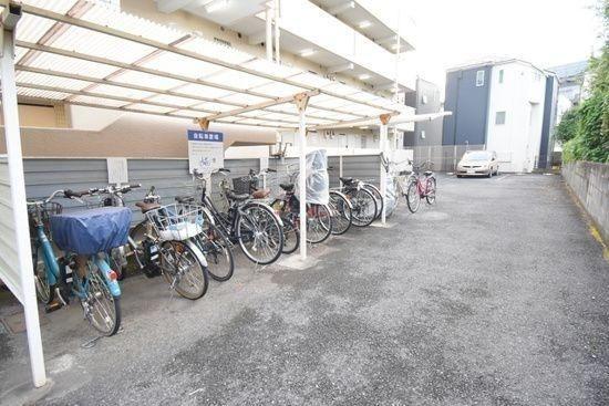 川崎市中原区宮内４丁目のマンション