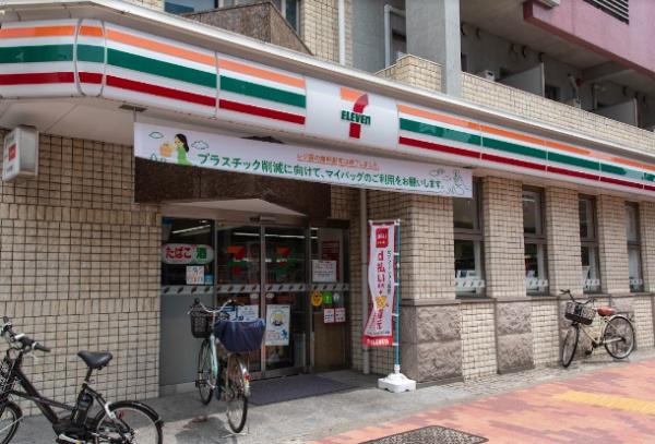 大田区南蒲田３丁目のアパート(セブンイレブン大田区糀谷駅前店)