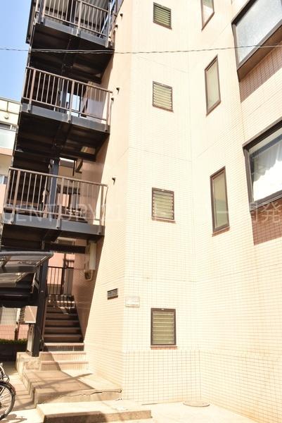 川崎市中原区上丸子山王町１丁目のマンション