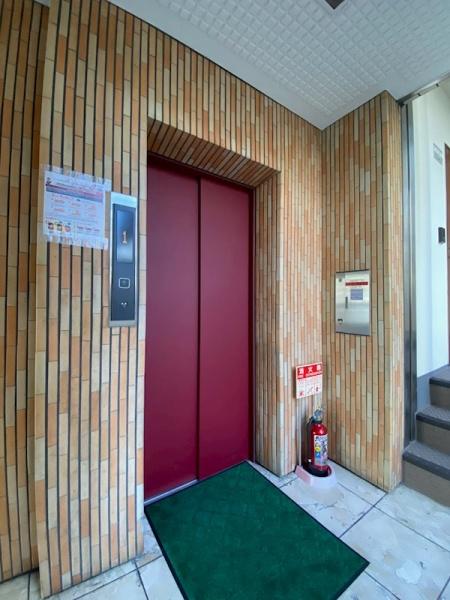 横浜市神奈川区六角橋２丁目のマンション