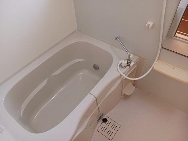 川崎市幸区南加瀬５丁目のアパート