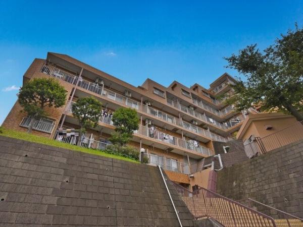 横浜市神奈川区白幡南町のマンション