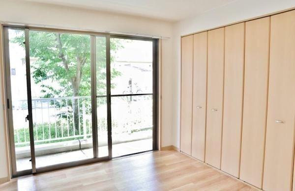 横浜市港北区綱島西６丁目のマンション
