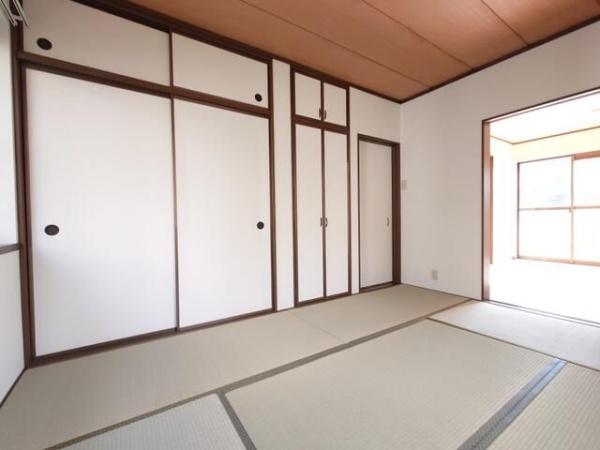 横浜市鶴見区獅子ケ谷３丁目のアパート