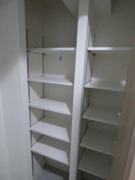 川崎市高津区久本１丁目のマンション