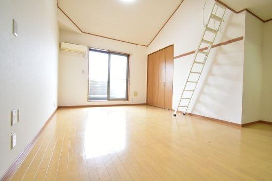 川崎市中原区井田杉山町のアパート