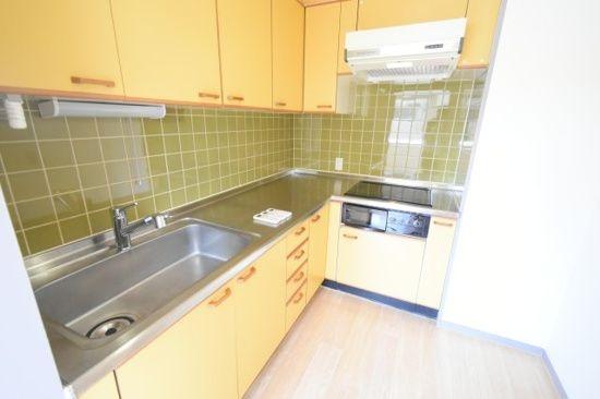 横浜市港北区綱島東３丁目のマンション