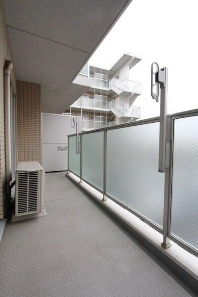 横浜市港北区北新横浜２丁目のマンション