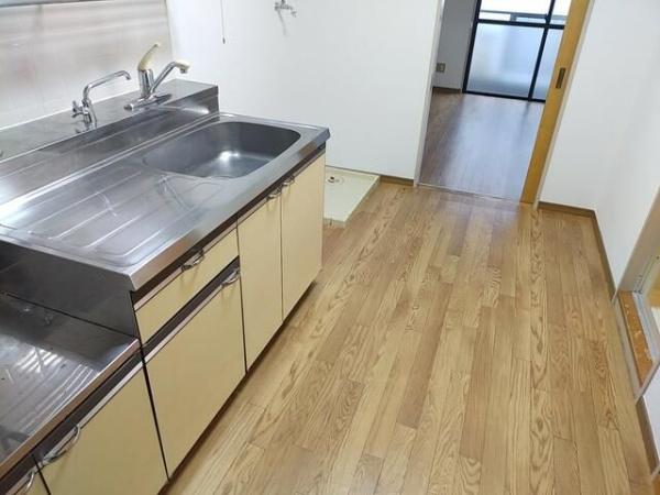 川崎市中原区下新城３丁目のマンション