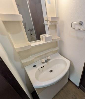 川崎市高津区末長１丁目のマンション