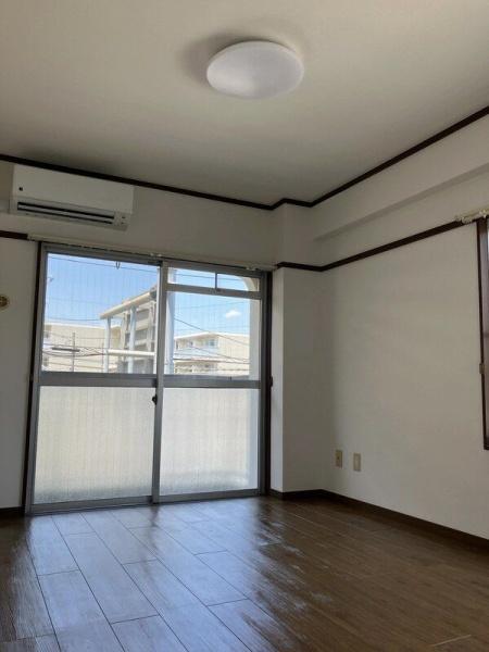 川崎市高津区末長１丁目のマンション