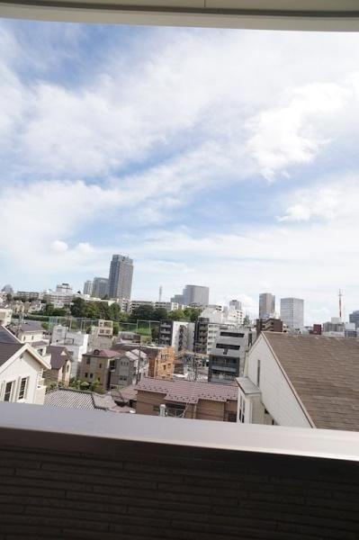 横浜市神奈川区松ケ丘のアパート