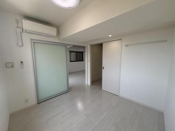横浜市神奈川区東神奈川１丁目のマンション