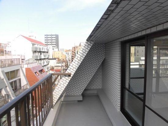 川崎市中原区新丸子町のマンション