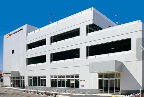 横浜市神奈川区新子安２丁目のマンション(オーケー新子安店)