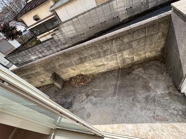 横浜市神奈川区松見町４丁目のアパート