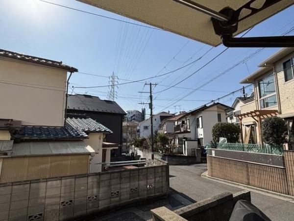 横浜市神奈川区松見町４丁目のアパート
