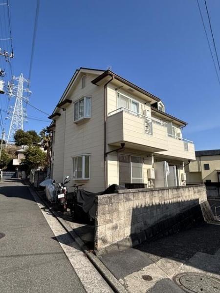 横浜市神奈川区松見町４丁目のアパート