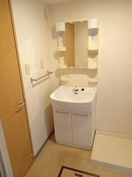 川崎市幸区小倉３丁目のマンション