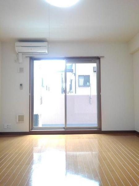 川崎市高津区二子２丁目のマンション