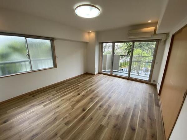 川崎市高津区末長１丁目のマンション