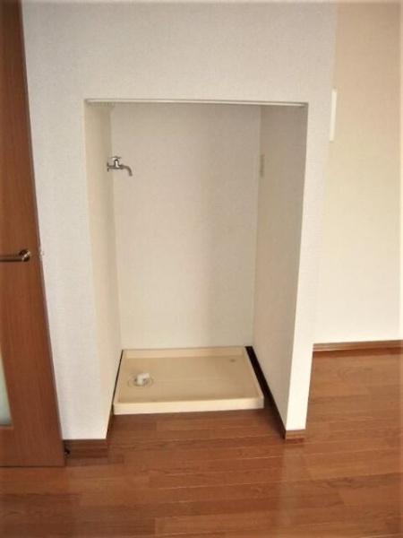 川崎市高津区久末のテラスハウス