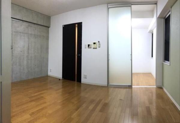 川崎市川崎区小田栄１丁目のマンション