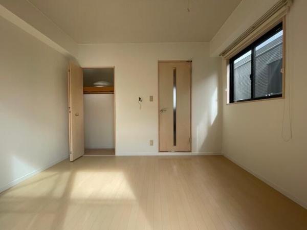 横浜市鶴見区栄町通４丁目のマンション
