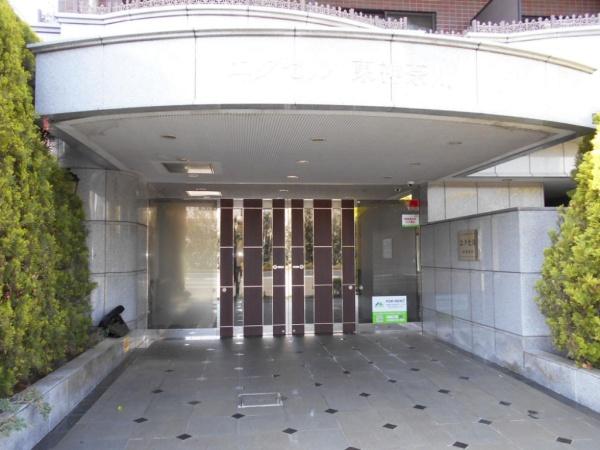 横浜市神奈川区東神奈川２丁目のマンション