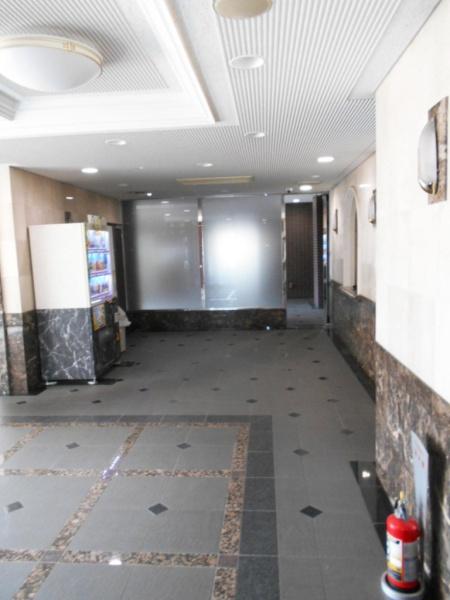 横浜市神奈川区東神奈川２丁目のマンション