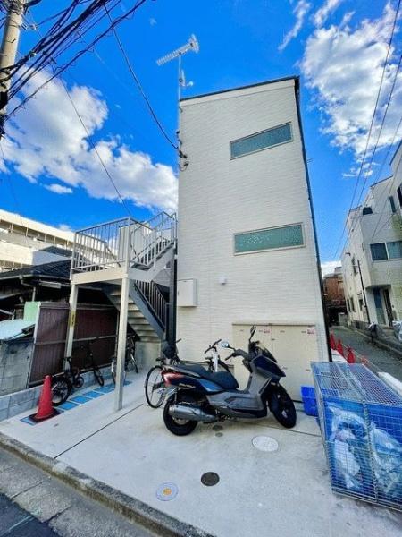 川崎市幸区塚越2丁目のアパート