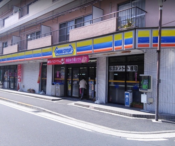 川崎市幸区北加瀬３丁目のアパート(ミニストップ北加瀬店)