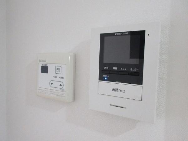川崎市高津区新作１丁目のマンション