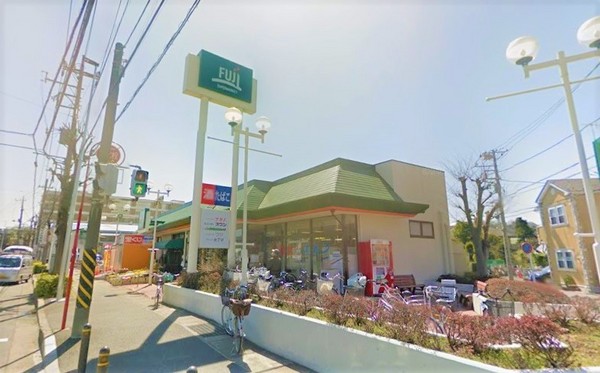 グランデパーチェ稲田堤(Fuji稲田堤店)
