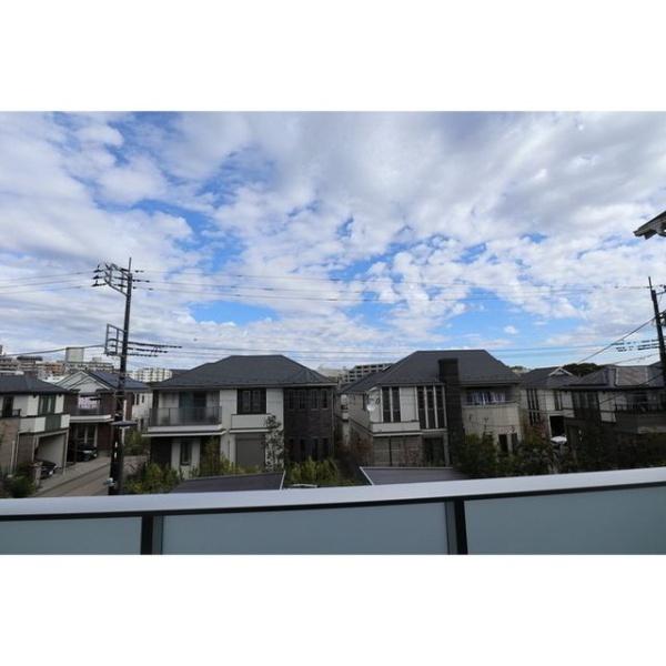 川崎市宮前区有馬８丁目のマンション