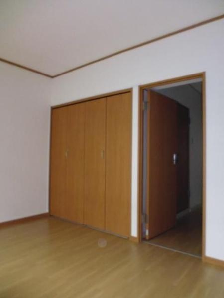 川崎市多摩区登戸新町のマンション