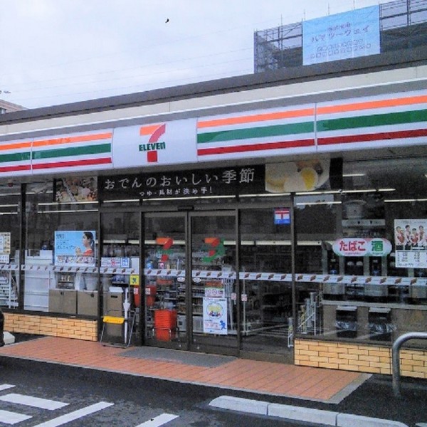 クレッセント新横浜(セブンイレブン新横浜環状2号店)