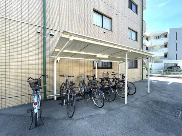 川崎市多摩区菅稲田堤１丁目のマンション