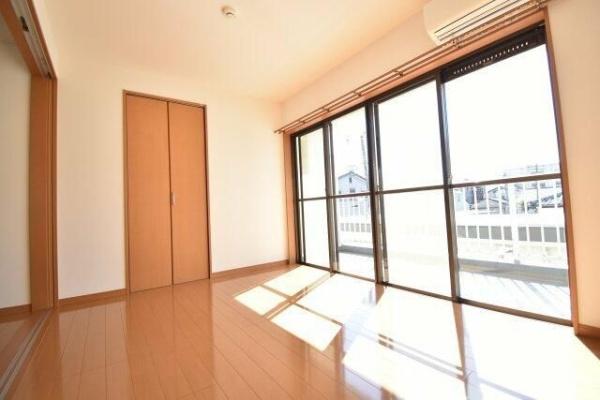 川崎市中原区苅宿のマンション